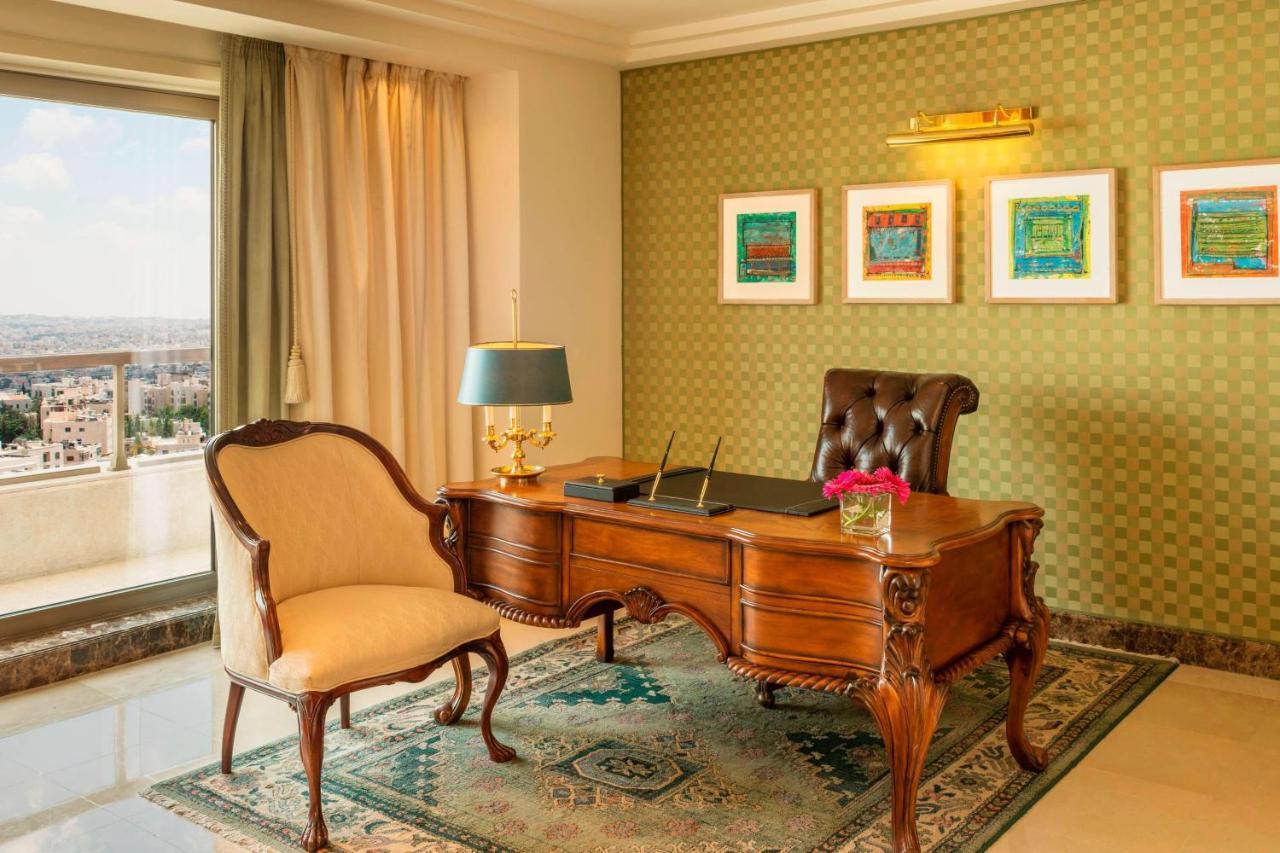 Sheraton Amman Al Nabil Hotel Екстер'єр фото